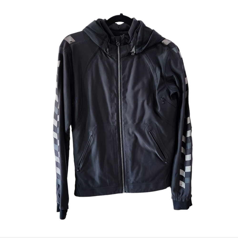LULULEMON vintage hooded waterproof jacket